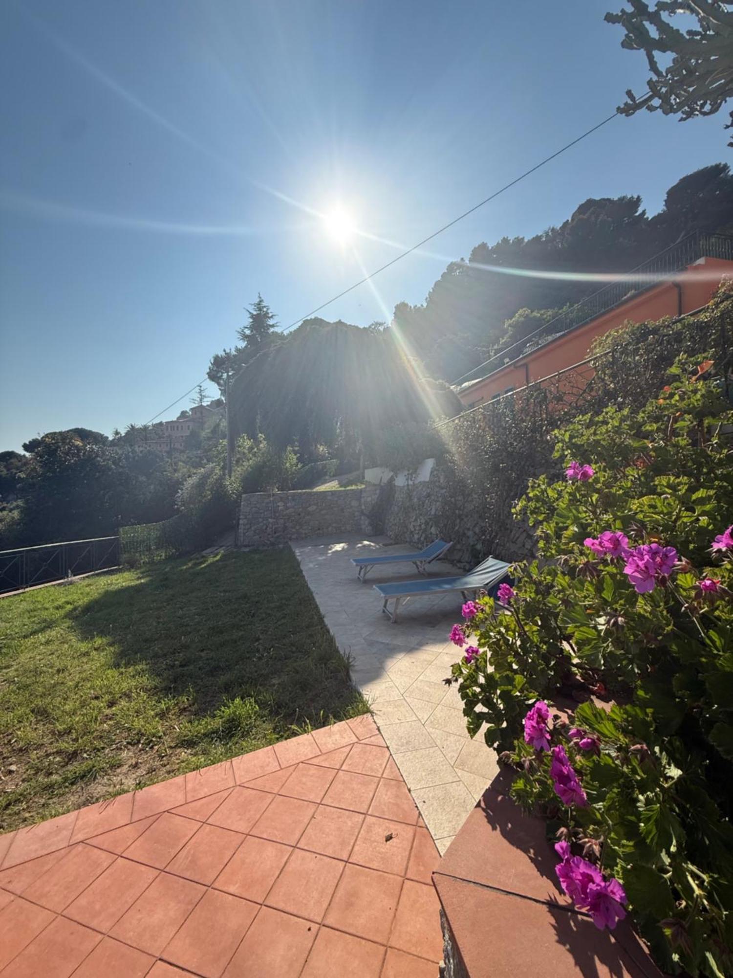 Bauernhof Un Mare Di Fiori Ventimiglia