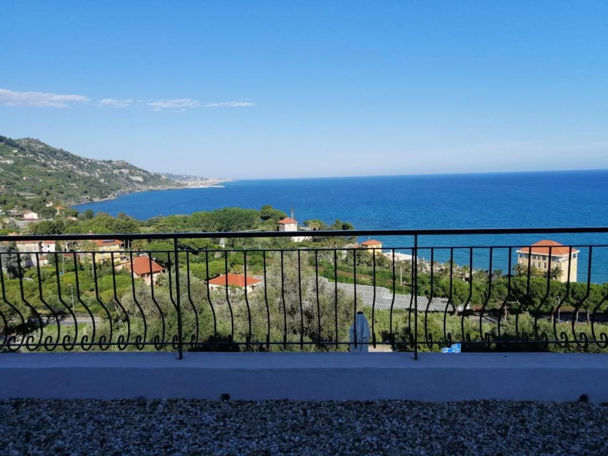 Un Mare Di Fiori Ventimiglia